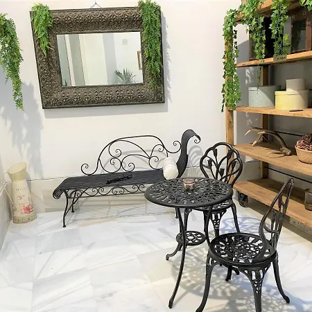 No 38 Apartman *